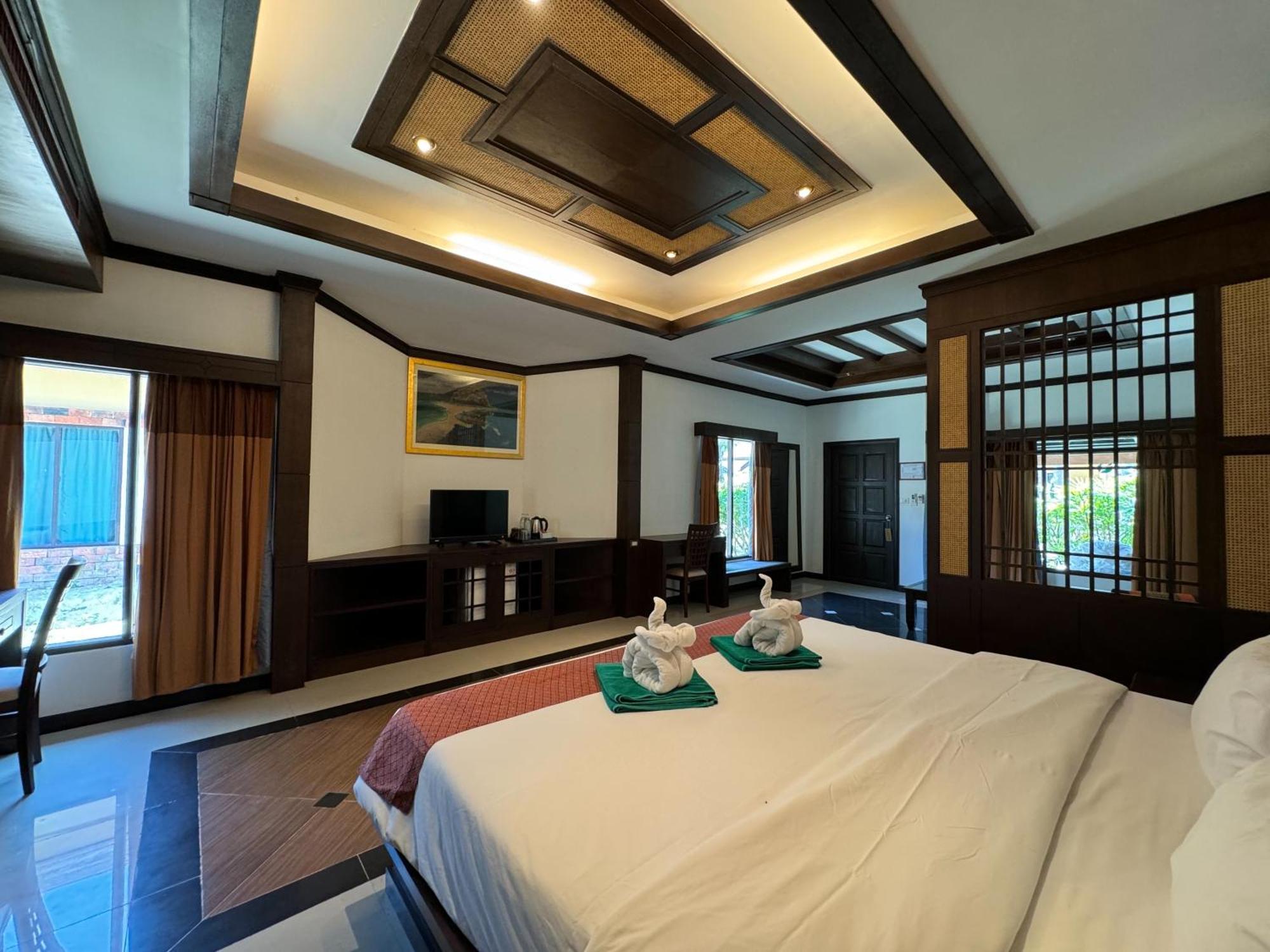 Beach Bungalow At Lanta Resort Ko Lanta Екстериор снимка