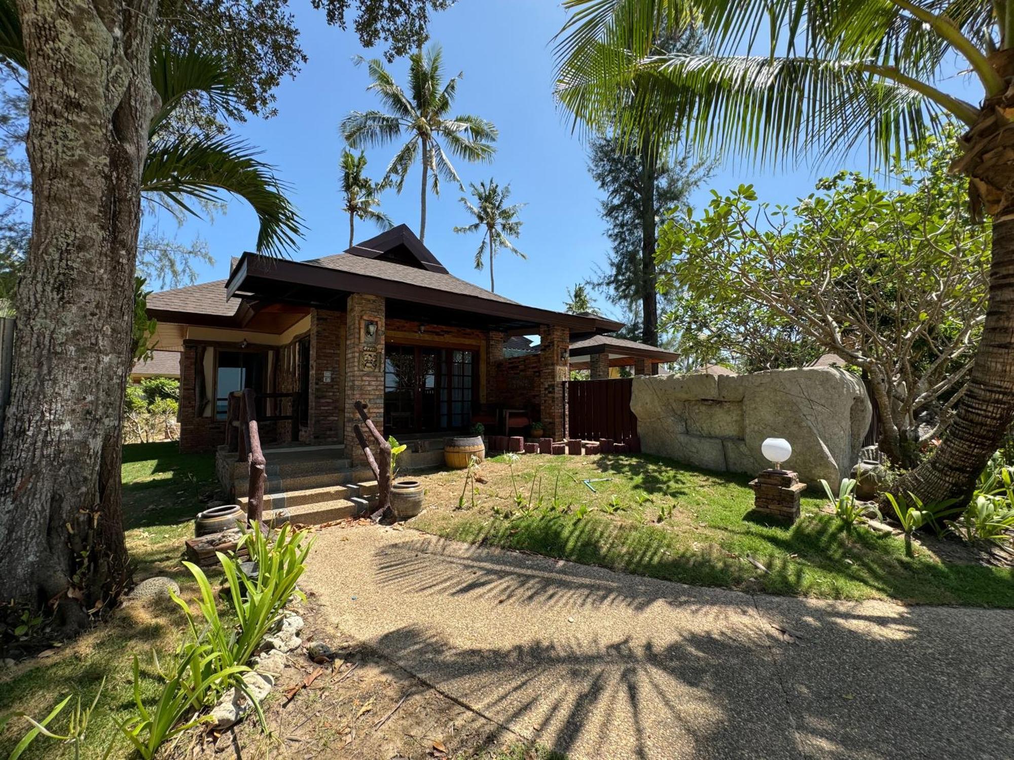 Beach Bungalow At Lanta Resort Ko Lanta Екстериор снимка