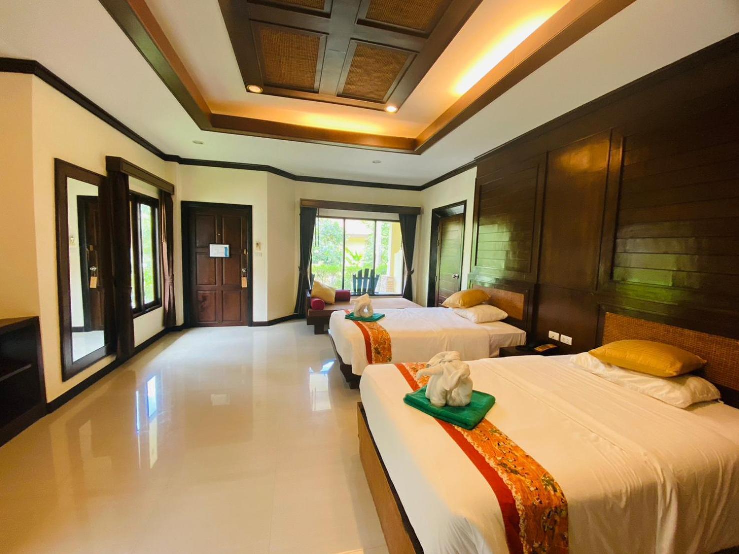 Beach Bungalow At Lanta Resort Ko Lanta Екстериор снимка